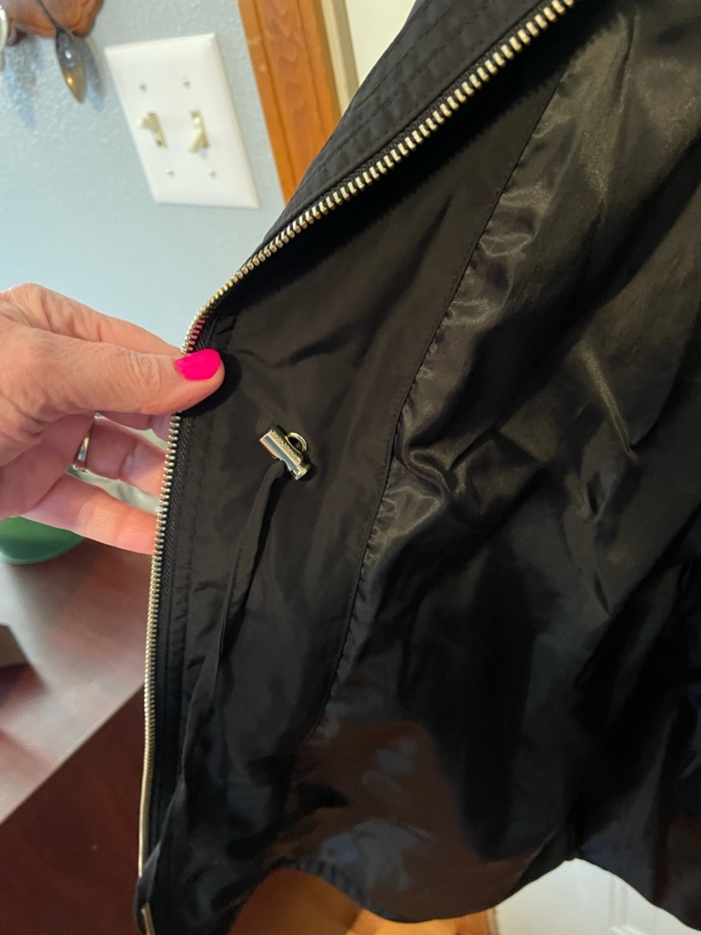 Michael Kors Black Hooded Anorak Rain Jacket Size Large - Picture 11 of 12